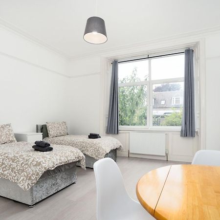 Cosy Fully Equipped Studio 1, Close To University Apartment Aberdeen Bagian luar foto